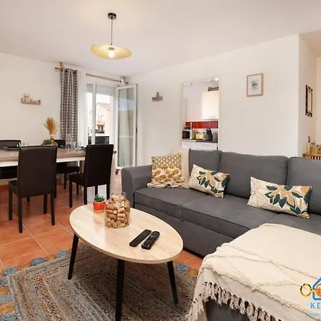 Superbe Nid Douillet Avec Terrasse, Double Parking Apartment