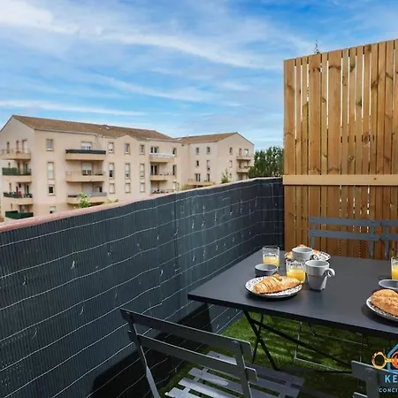 Superbe Nid Douillet Avec Terrasse, Double Parking Каркассонн