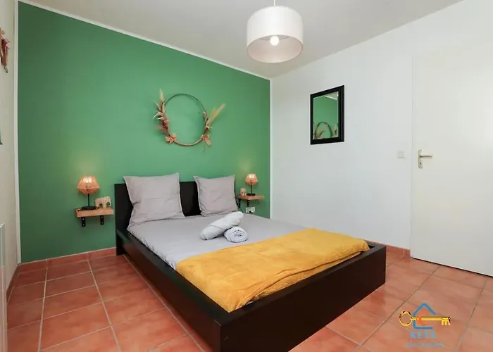 Apartament Superbe Nid Douillet Avec Terrasse, Double Parking Carcassonne