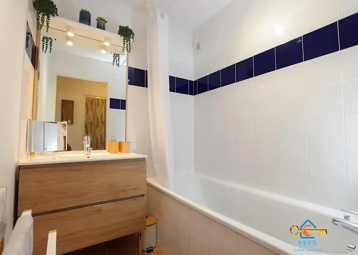 Apartament Superbe Nid Douillet Avec Terrasse, Double Parking